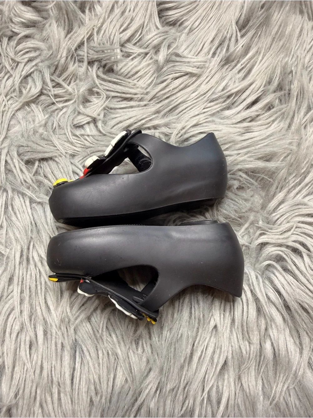 Mini Melissa playful mini